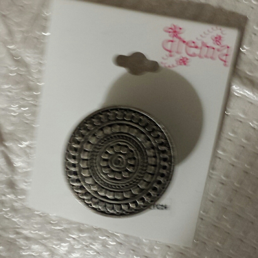 chic ring - Picture 3 of 3